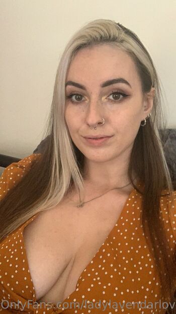 Emo Quee / ladylavendarloves nude photo #8