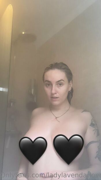 Emo Quee / ladylavendarloves nude photo #12