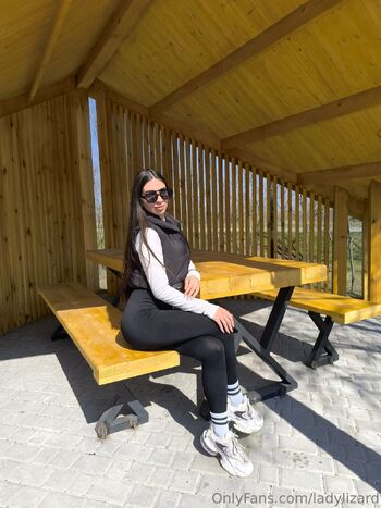 Leila / ladylizard nude photo #17