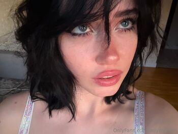 ania / ladymcbcth nude photo #12