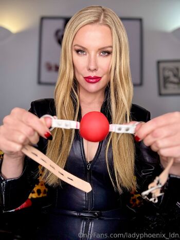 Lady_Phoeni / ladyphoenix_ldn nude photo #16