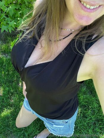 La fille sexy française, ta voisine / lafilleacotedecheztoi nude photo #9