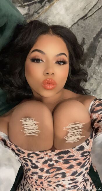 LAILA FREE BEST OF BOOBS / lailathebrat2 nude photo #35