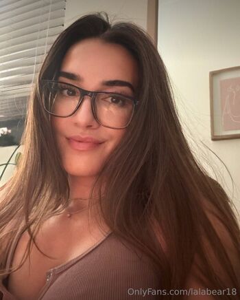 Lala LIVE NOW / lalabear18 nude photo #7