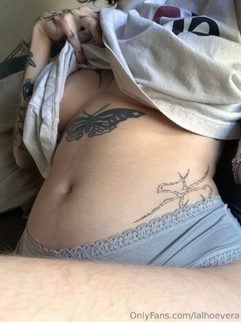 lalhoever / lalhoevera nude photo #3