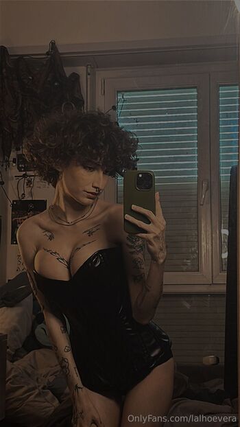 lalhoever / lalhoevera nude photo #9
