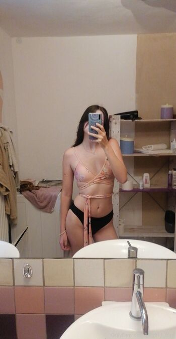 Bora Fre / laly911_free nude photo #8