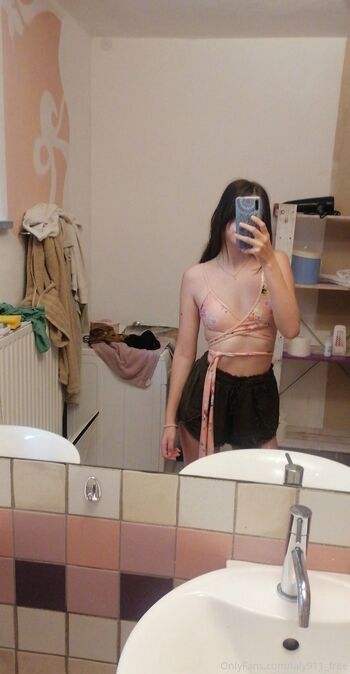 Bora Fre / laly911_free nude photo #9