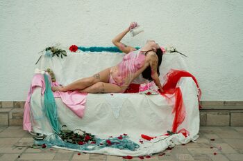 Allegra / lamamifertil nude photo #10