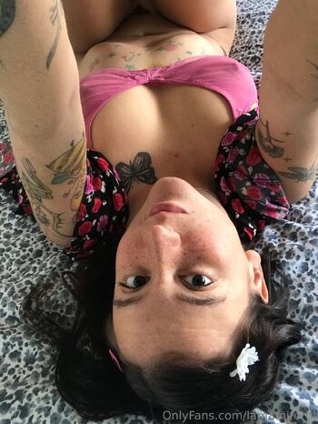 Allegra / lamamifertil nude photo #24