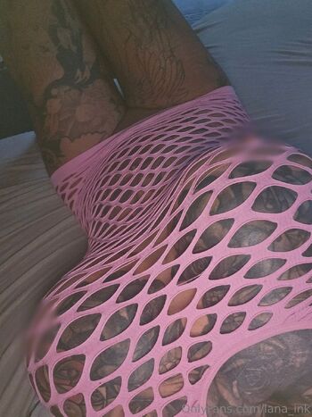 Lana_in / lana_ink nude photo #6