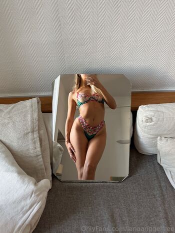 Lana Angel / lanaanggelfree nude photo #1