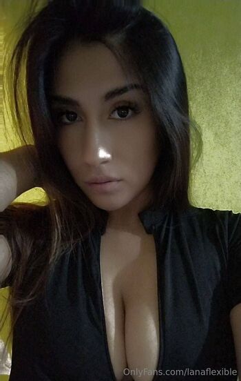 OnlyFans / lanaflexible nude photo #6
