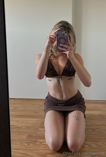 Lana Jo / lanaxjo / lanajobanana nude photo #26