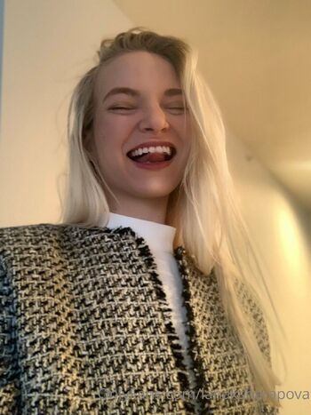 Lana Sharapova FRE / lanaxsharapova nude photo #8