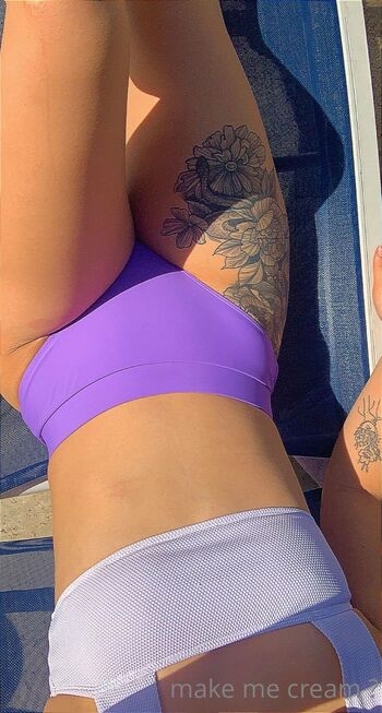 R / lanovacoquine nude photo #11