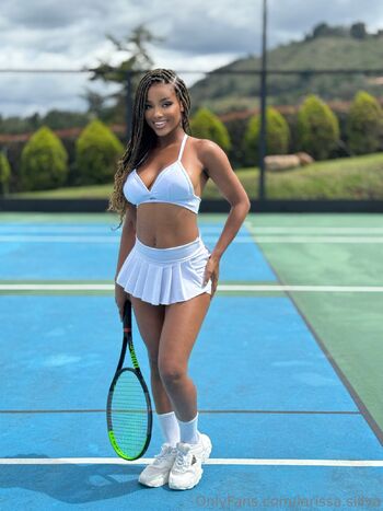 Larissa SilvaChocolate / larissa.siilva nude photo #9