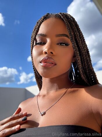 Larissa SilvaChocolate / larissa.siilva nude photo #12