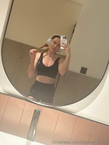 Lani- FREE WEEKLY XXX VID ON VIP PAG / latenightlarns nude photo #1