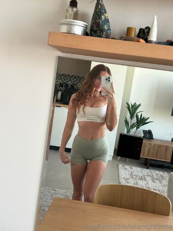 Lani- FREE WEEKLY XXX VID ON VIP PAG / latenightlarns nude photo #7