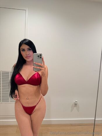 Latinafin / latinafinapapi nude photo #6