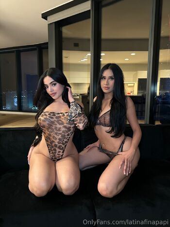 Latinafin / latinafinapapi nude photo #11