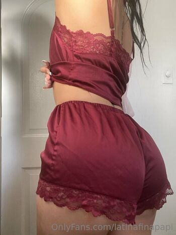 Latinafin / latinafinapapi nude photo #38
