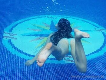 u29708450 / laura_62 nude photo #21