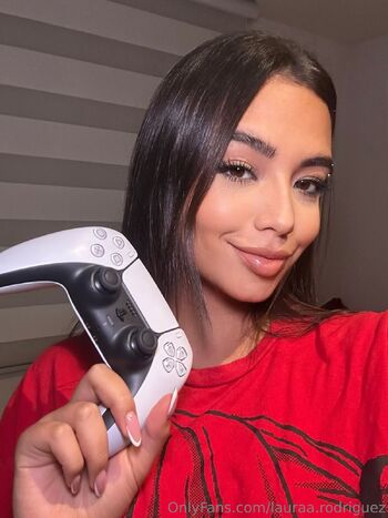 Laurasexy latin / lauraa.rodriguez nude photo #7