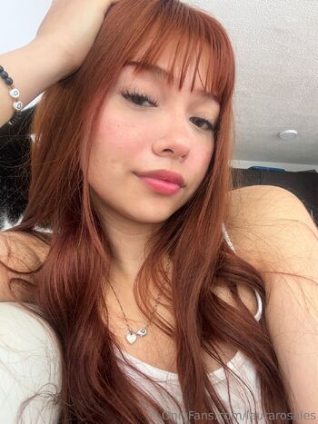 Laura / laurarosales nude photo #35