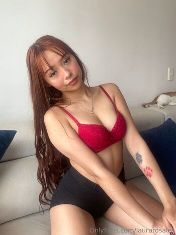Laura / laurarosales nude photo #38