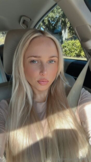 LaurelAnne / laurelanne33 nude photo #3