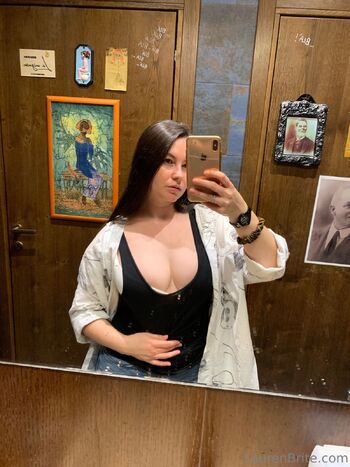 L.B. / laurenbritefree nude photo #39