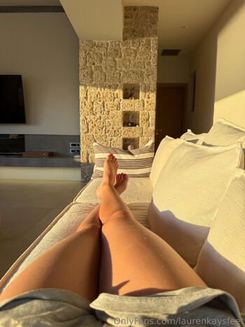 laurenkaysfeet nude photo #1