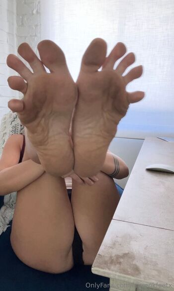 laurenkaysfeet nude photo #37