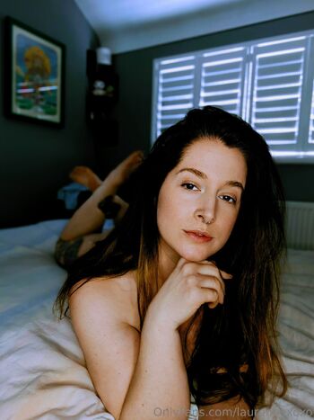 LAURENNE - UR ONLINE GF / laurennexoxo nude photo #12