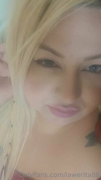 werita / lawerita86 nude photo #9