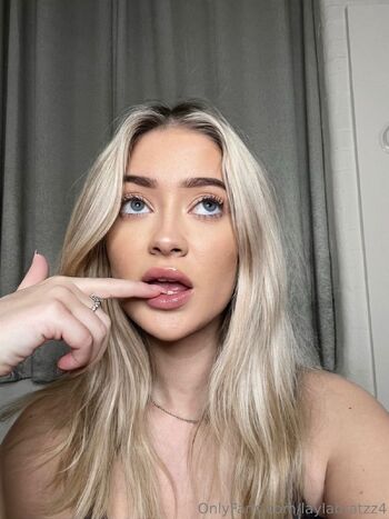 Layla Brat / laylabratzz4 nude photo #17