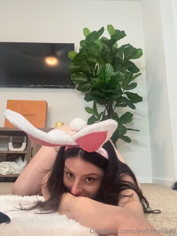 Leah Fennell / leahfennelly nude photo #39