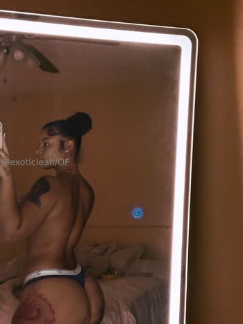 Leah / leahford666 nude photo #2