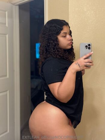 Leah / leahford666 nude photo #10