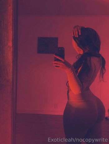 Leah / leahford666 nude photo #26