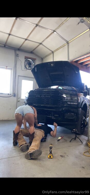 Leah Taylo / leahtaaylor99 nude photo #39