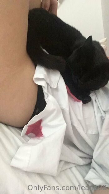 Lean / leana08 nude photo #2