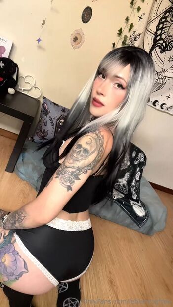 Leblanc Sui / leblancfree nude photo #13