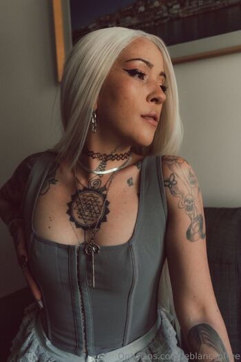 Leblanc Sui / leblancfree nude photo #30