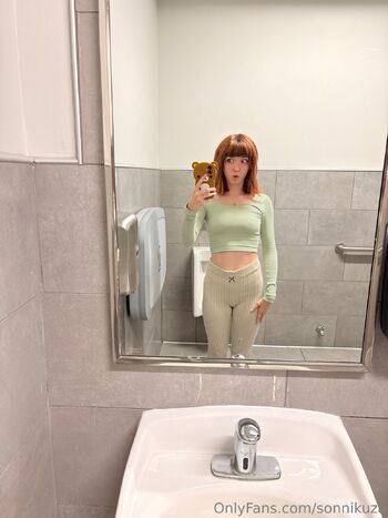 Kittyca / leepicawesomeswagbucks nude photo #16