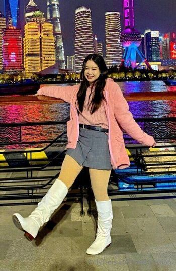 Leesa Asia / leesa_asian / leesaasia / leesaasiangirl nude photo #10