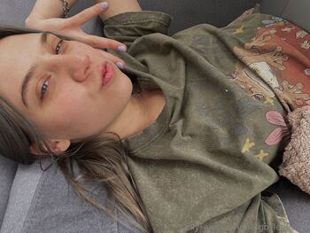 𝗟𝗲𝘃𝗼𝗻𝗶 / leevonie / pearl_leevonie nude photo #19