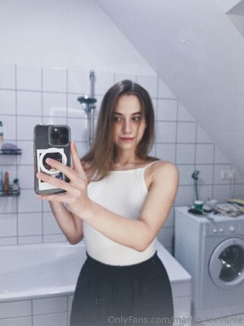 𝗟𝗲𝘃𝗼𝗻𝗶 / leevonie / pearl_leevonie nude photo #25